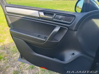 Volkswagen Touareg 3,0   TDI 2010