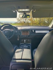 Volkswagen Touareg 3,0   TDI 2010
