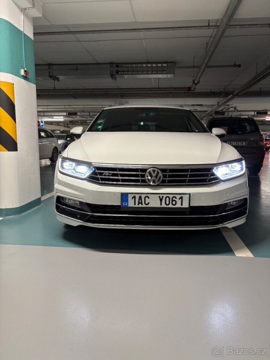 Volkswagen Passat 2,0   B8