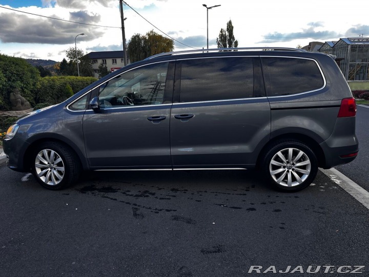 Volkswagen Sharan 2,0 2011