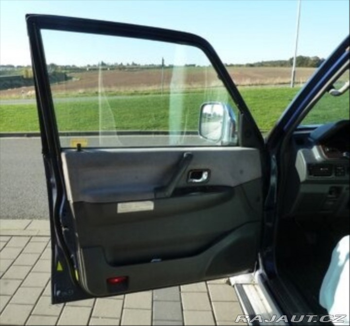 Mitsubishi Pajero 2,8   TD 1998