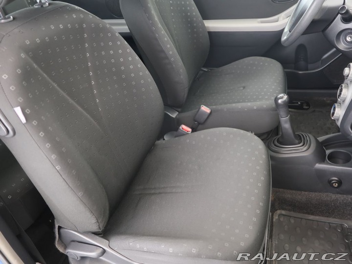 Toyota Yaris 1.3VVT-i,CZ,64kW,Manuál 2007