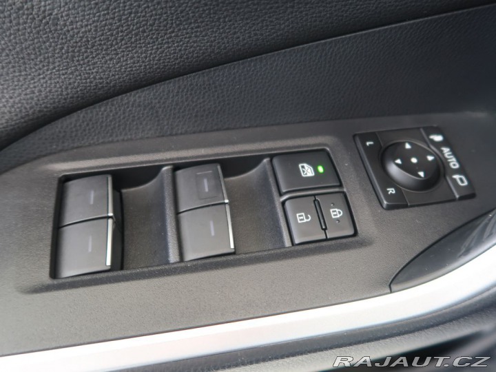 Toyota RAV4 2.5Hybrid,CZ,1Maj,Executi 2024