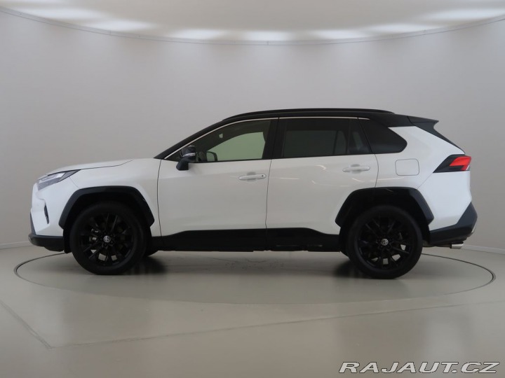 Toyota RAV4 2.5Hybrid,CZ,1Maj,Executi 2024