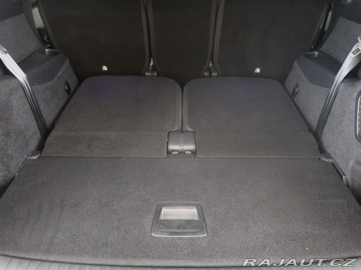 Peugeot 5008 1.2HYBRID,CZ,ALLURE,e-DCS 2025