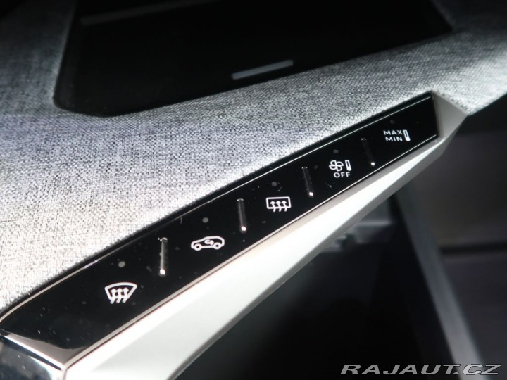 Peugeot 5008 1.2HYBRID,CZ,ALLURE,e-DCS 2025