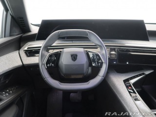 Peugeot 5008 1.2HYBRID,CZ,ALLURE,e-DCS 2025