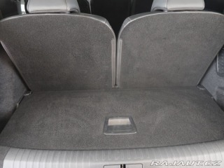 Peugeot 5008 1.2HYBRID,CZ,ALLURE,e-DCS 2025