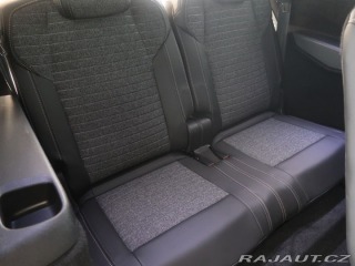 Peugeot 5008 1.2HYBRID,CZ,ALLURE,e-DCS 2025