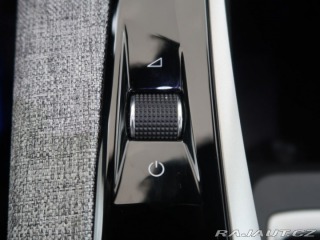 Peugeot 5008 1.2HYBRID,CZ,ALLURE,e-DCS 2025