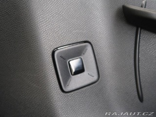 Peugeot 5008 1.2HYBRID,CZ,ALLURE,e-DCS 2025