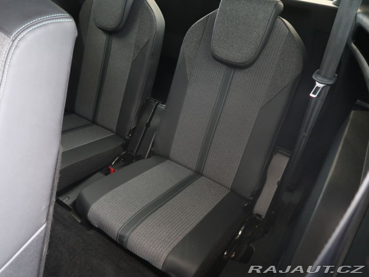 Peugeot 5008 1.5BHDi,96kW,ALLURE PACK, 2024