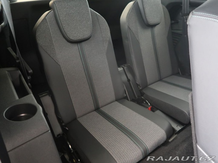 Peugeot 5008 1.5BHDi,96kW,ALLURE PACK, 2024
