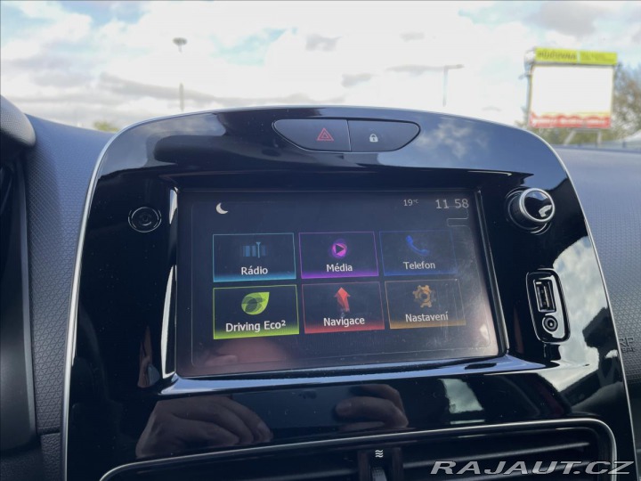 Renault Clio 1,2 i 87kW LED*Navi*Vyhř. 2017