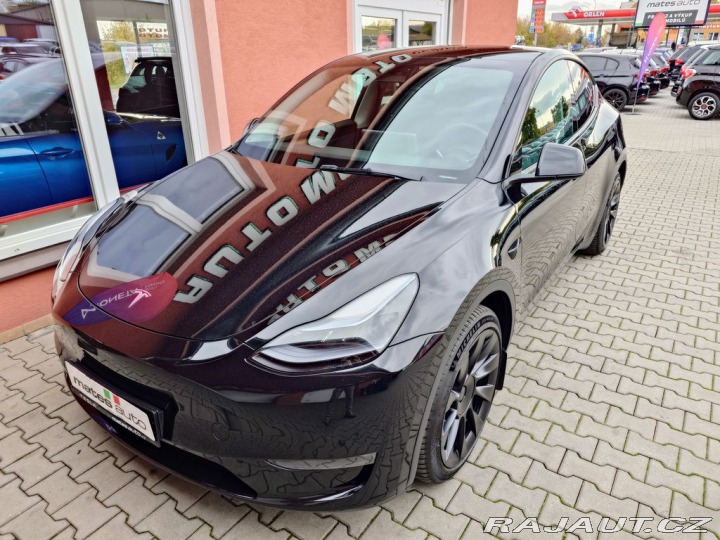 Tesla Model Y  2022