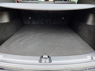 Tesla Model Y  2022