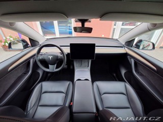 Tesla Model Y  2022