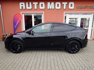 Tesla Model Y  2022