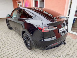 Tesla Model Y  2022