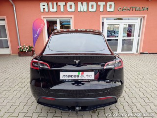 Tesla Model Y  2022