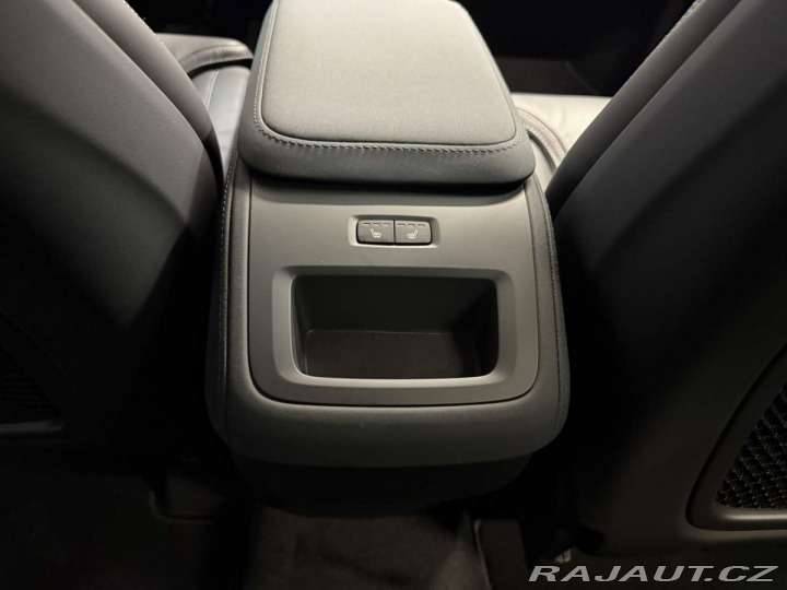 Volvo XC90 B5 2.0L 250+14 HP AT8 AWD 2026