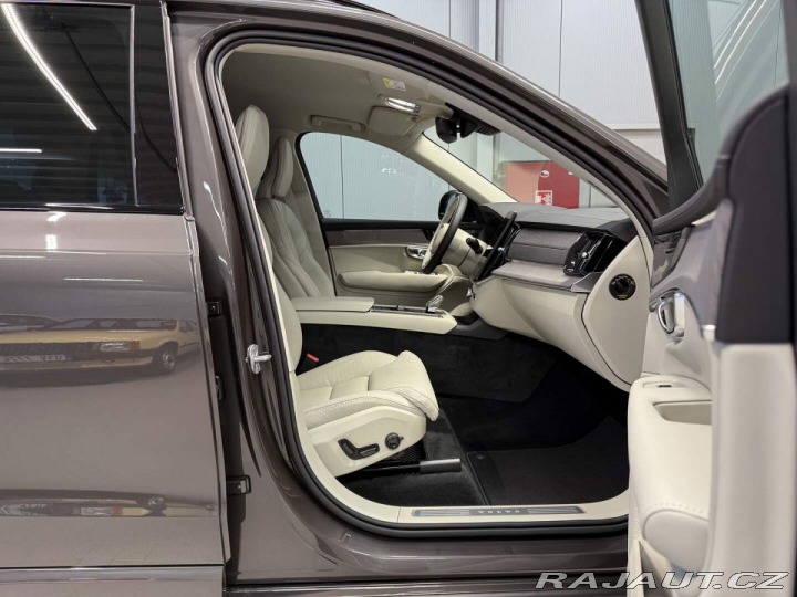 Volvo XC90 B5 2.0L 250+14 HP AT8 AWD 2026