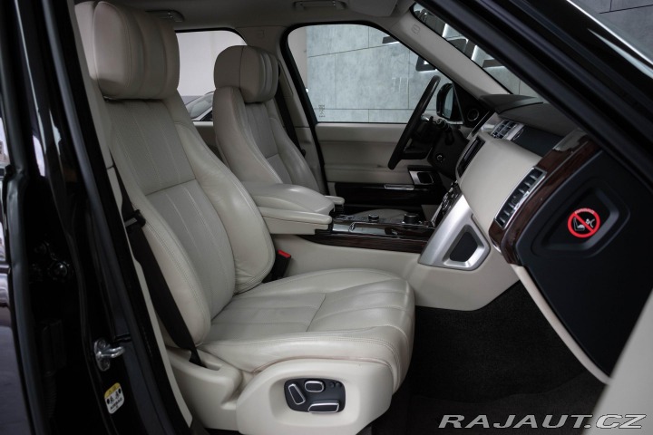 Land Rover Range Rover VOGUE SDV8 REZERVACE 2013