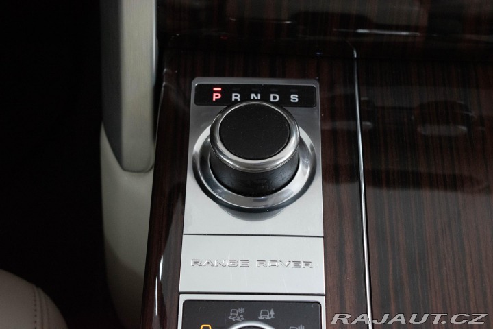 Land Rover Range Rover VOGUE SDV8 REZERVACE 2013