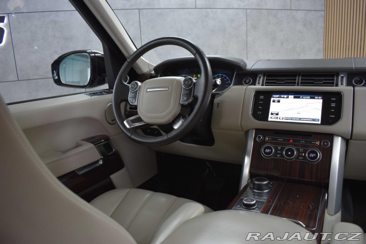 Land Rover Range Rover VOGUE SDV8 REZERVACE 2013
