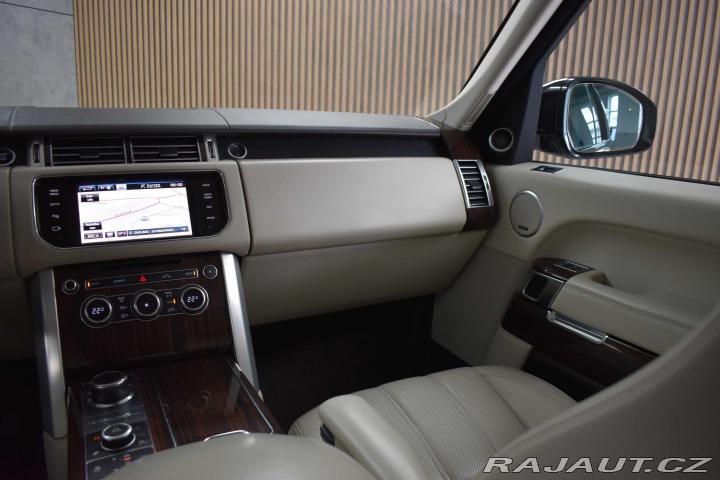 Land Rover Range Rover VOGUE SDV8 REZERVACE 2013