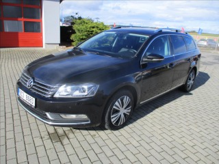Volkswagen Passat 1,6 TDi 77kw Elegance GPS