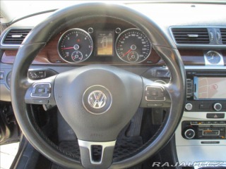 Volkswagen Passat 1,6 TDi 77kw Elegance GPS 2011