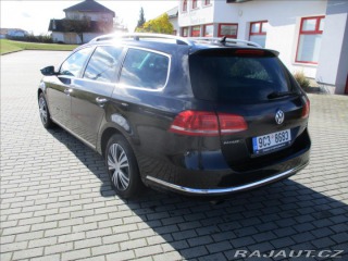 Volkswagen Passat 1,6 TDi 77kw Elegance GPS 2011