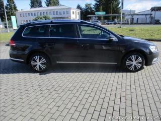 Volkswagen Passat 1,6 TDi 77kw Elegance GPS 2011