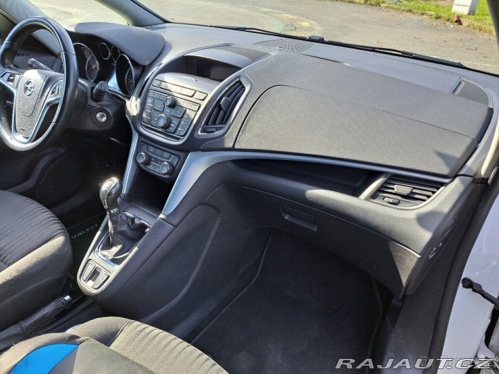 Opel Zafira 1,6   CNG/benzín 2012