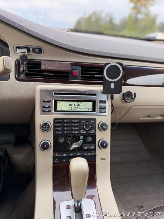Volvo XC70 3,0   T6 automat 2010