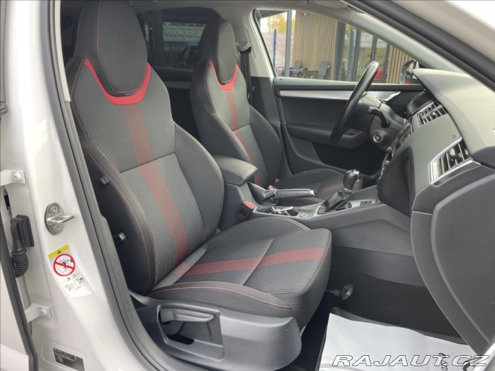 Škoda Octavia 2,0 TDi DSG LED*D.Klima*N 2018