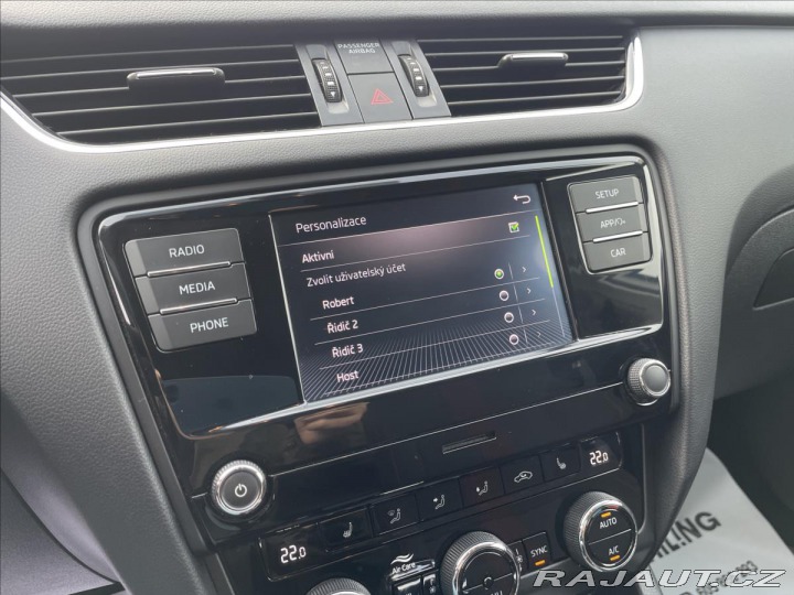 Škoda Octavia 2,0 TDi DSG LED*D.Klima*N 2018