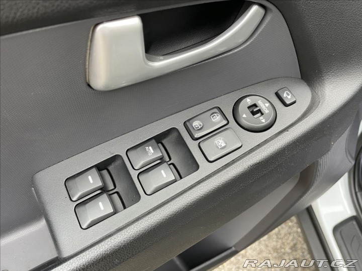 Kia Sportage 1,6 i 99kW D.Klima*4x Vyh 2012