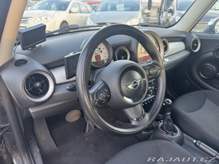 Mini Cooper AUTOMAT 2,0 D 82 KW ROZ. 2013