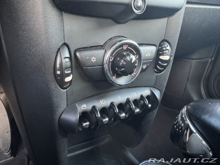 Mini Cooper AUTOMAT 2,0 D 82 KW ROZ. 2013