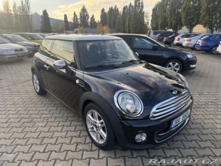 Mini Cooper AUTOMAT 2,0 D 82 KW ROZ. 2013