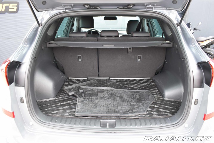 Hyundai Tucson 2.0CRDi 4x4*TAŽNÉ*REZERVA 2020