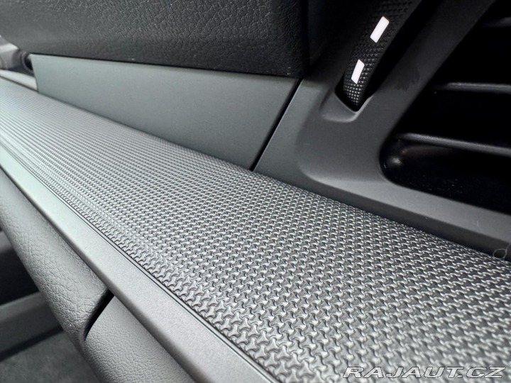 Porsche 911 Approved BOSE Střecha 20/ 2020