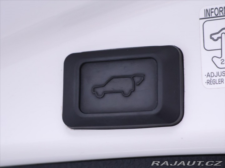 Toyota RAV4 2,5 Hybrid 4WD CZ Executi 2019