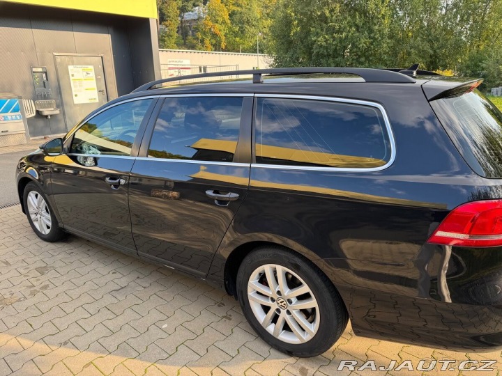 Volkswagen Passat 1,6   B7 2011
