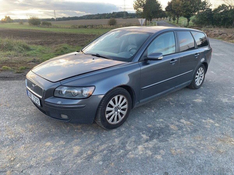 Volvo V50 2,4   5 válec , R.v. 2004
