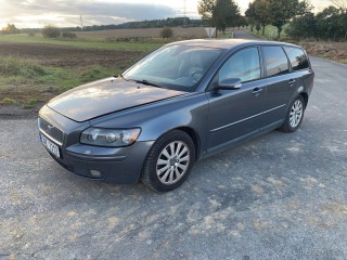 Volvo V50 2,4   5 válec , R.v. 2004
