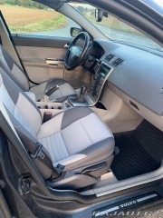 Volvo V50 2,4   5 válec , R.v. 2004 2004