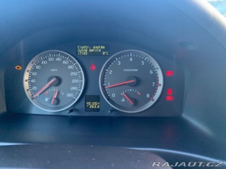 Volvo V50 2,4   5 válec , R.v. 2004 2004